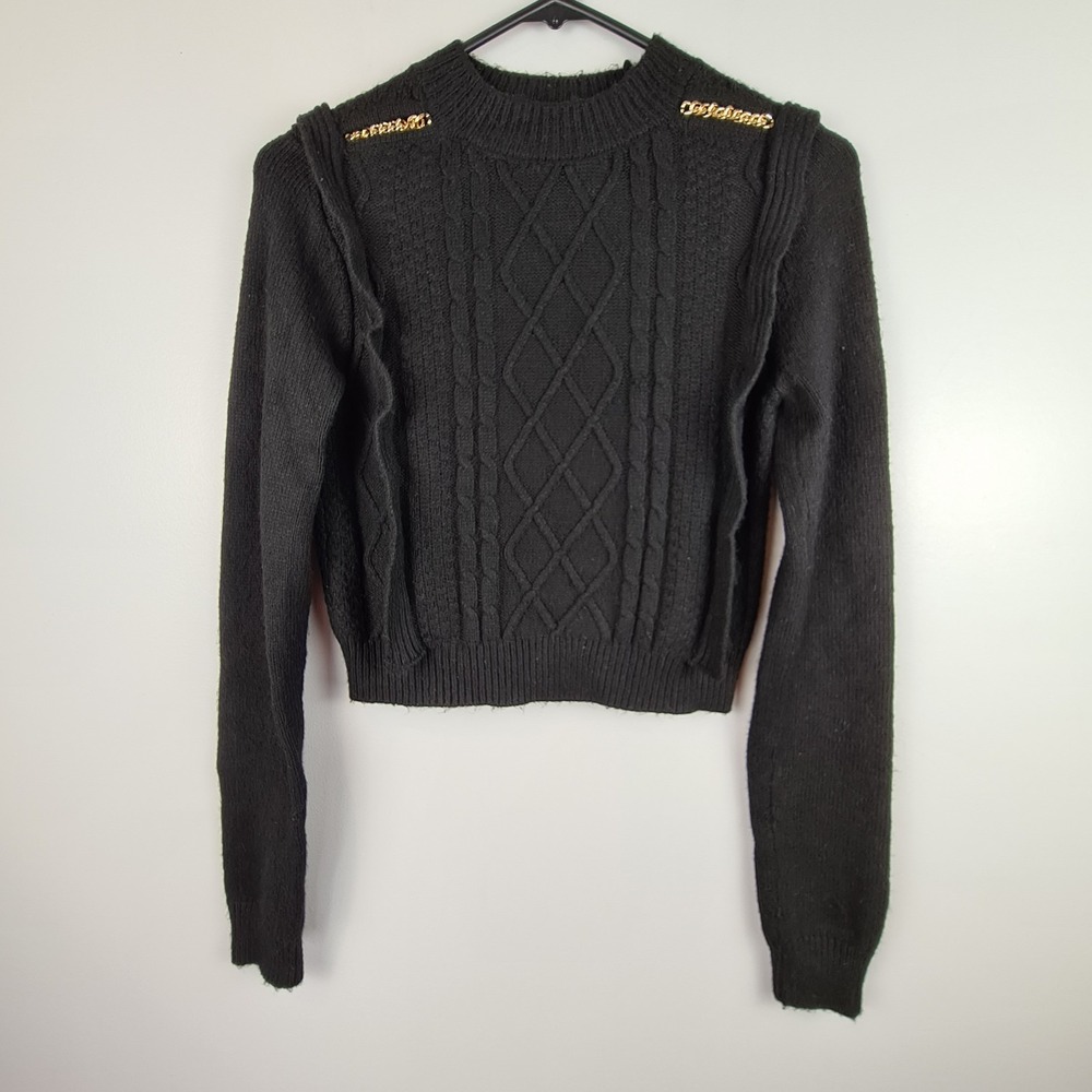 Forever 21 Cable Knit Cropped‎ Sweater Small Black Long Sleeve Chain Detail